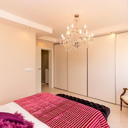 The White Apartment: Luxury, Beach And Design Валенсия Экстерьер фото