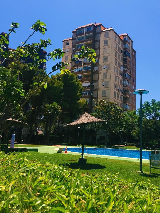 The White Apartment: Luxury, Beach And Design Валенсия Экстерьер фото